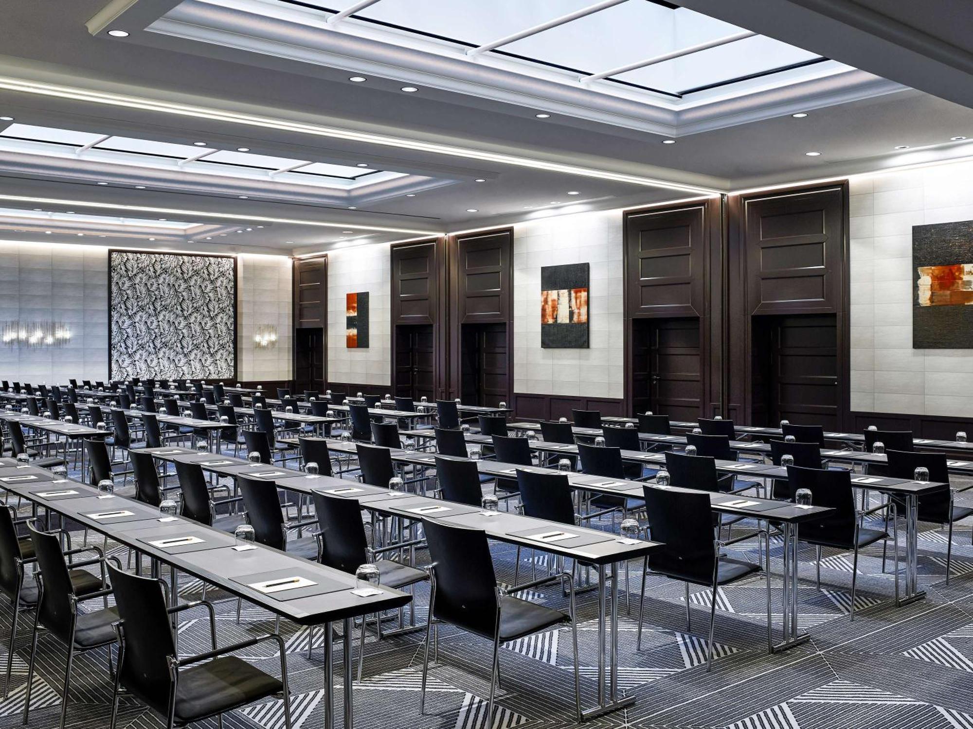 Hotel Sofitel Frankfurt Opera Frankfurt nad Mohanem Exteriér fotografie The ballroom