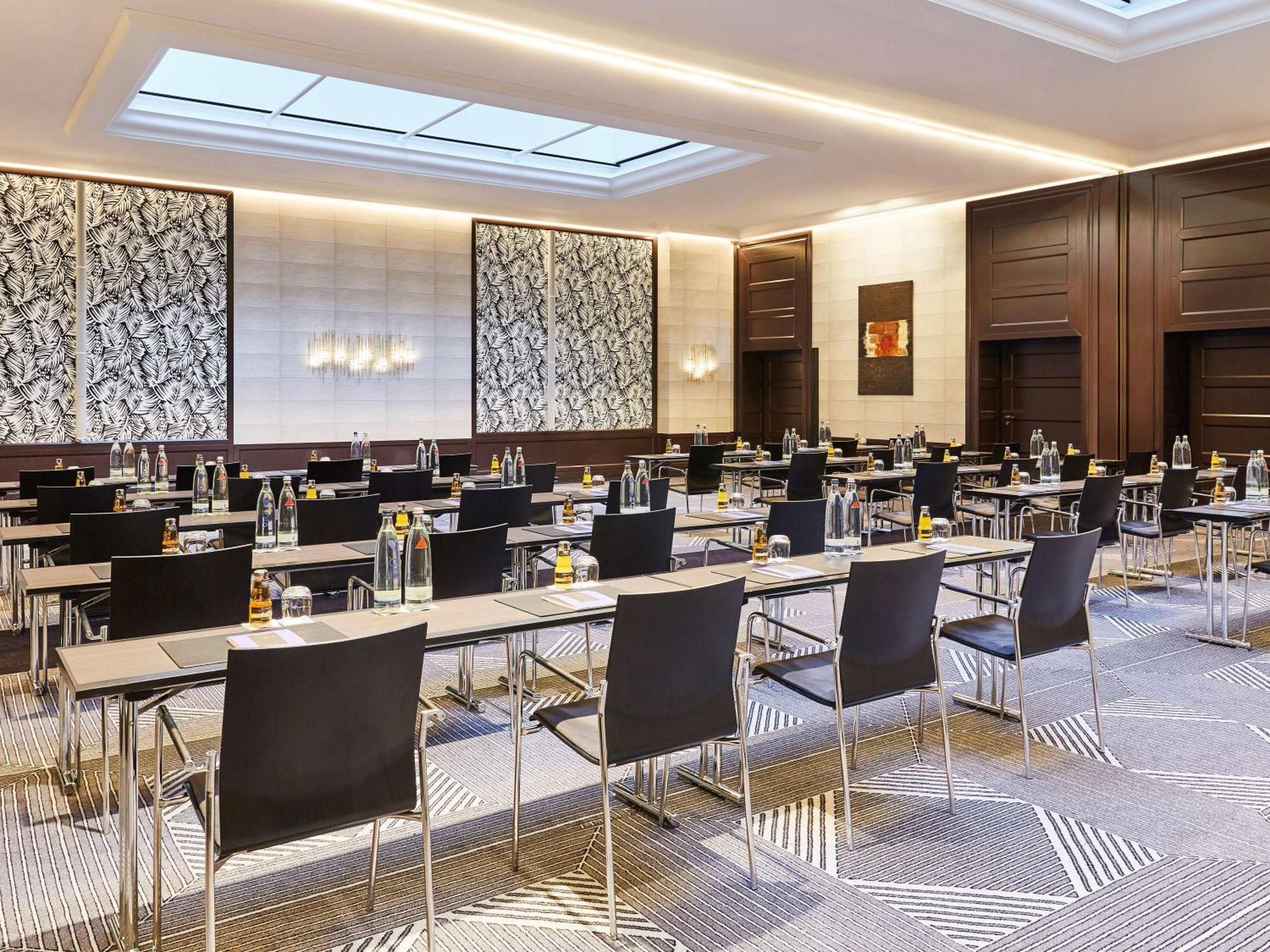 Hotel Sofitel Frankfurt Opera Frankfurt nad Mohanem Exteriér fotografie Meeting room