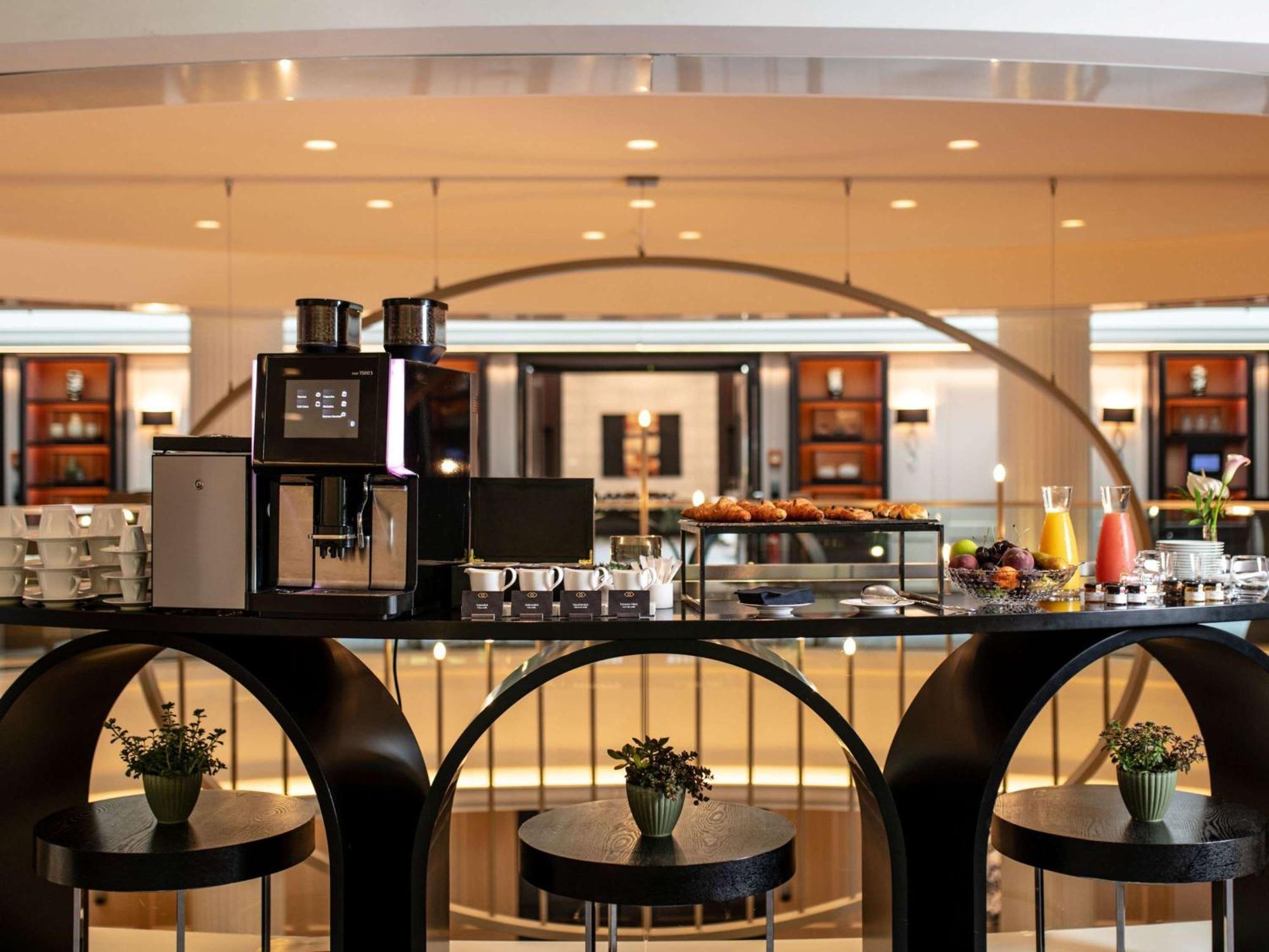 Hotel Sofitel Frankfurt Opera Frankfurt nad Mohanem Exteriér fotografie The Coffee Shop